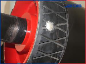 螺栓式瓦壳包胶